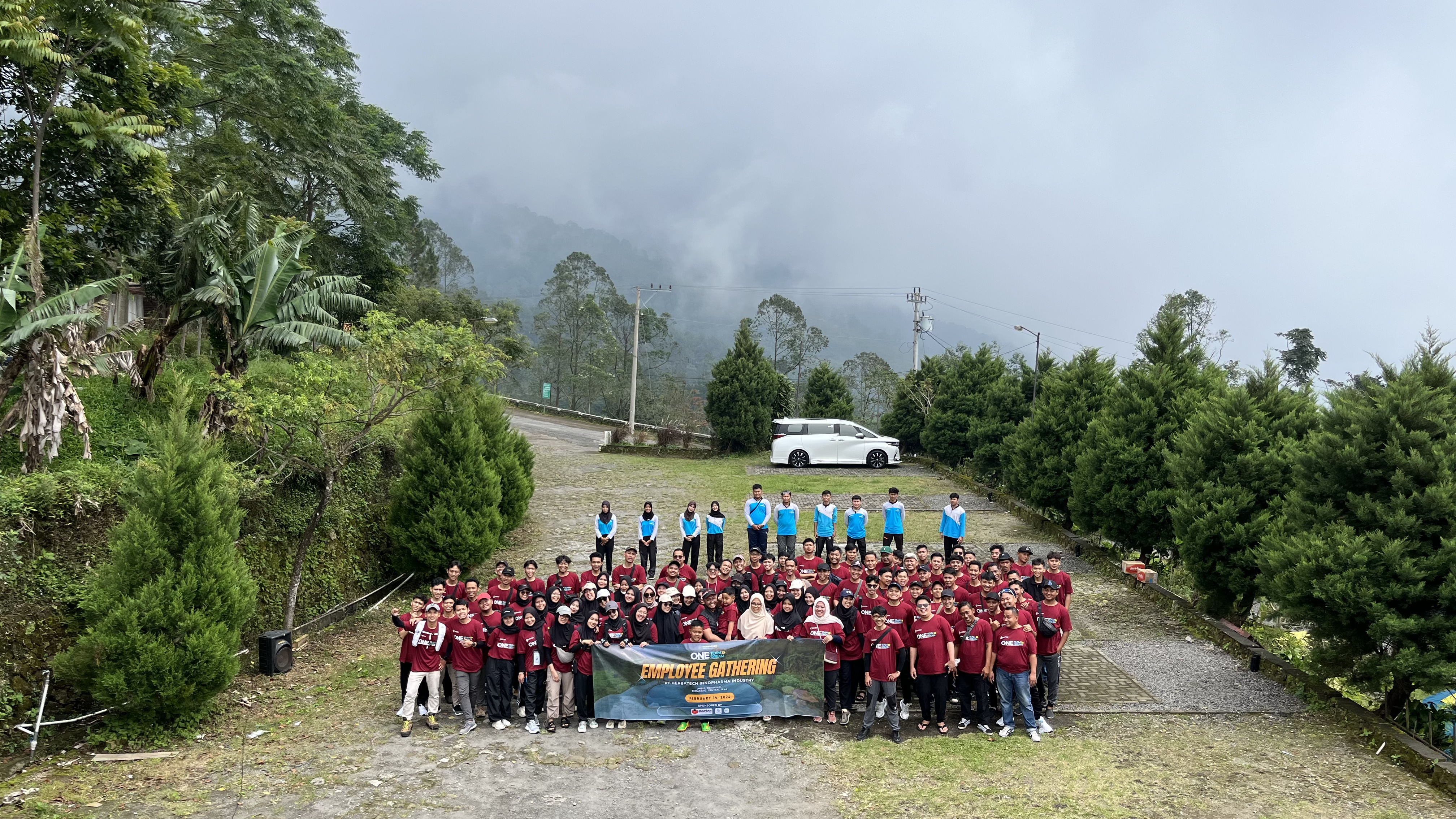 Perkuat Solidaritas: Herbatech Gelar Employee Gathering "One Team One Dream" di Umbul Sidomukti